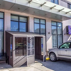3* Hotel Sleep Long Island - Manhattan View